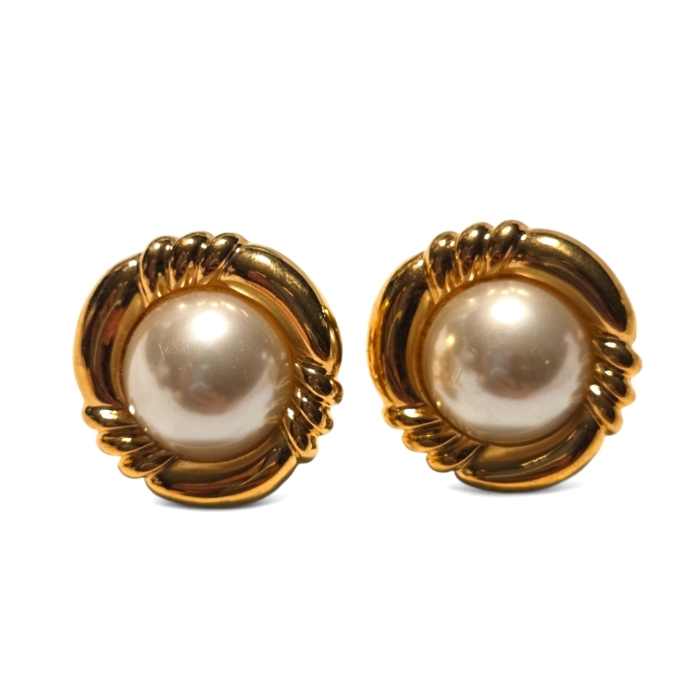 Napier Vintage Signed Faux Pearl Gold Tone Screw Back Clipon Earrings